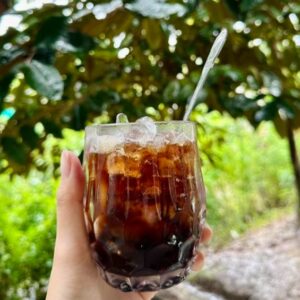 Traditional Hawaiian Coffee Brewing Methods: A Rich History in Every Sip